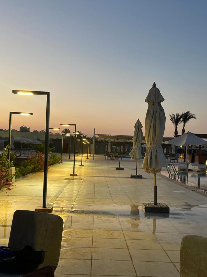 ساحرة